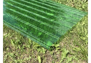 Профлист пластиковый зеленый 2,5м х 0,9м